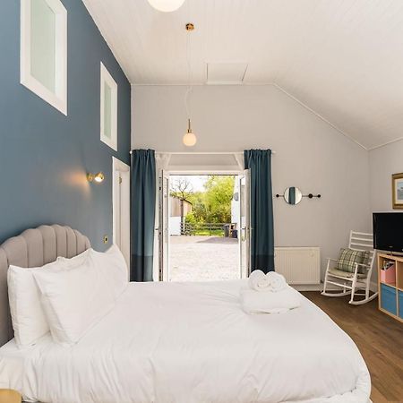 Stylish Self Contained Studio Near Glasgow Airport Apartamento Lochwinnoch Exterior foto
