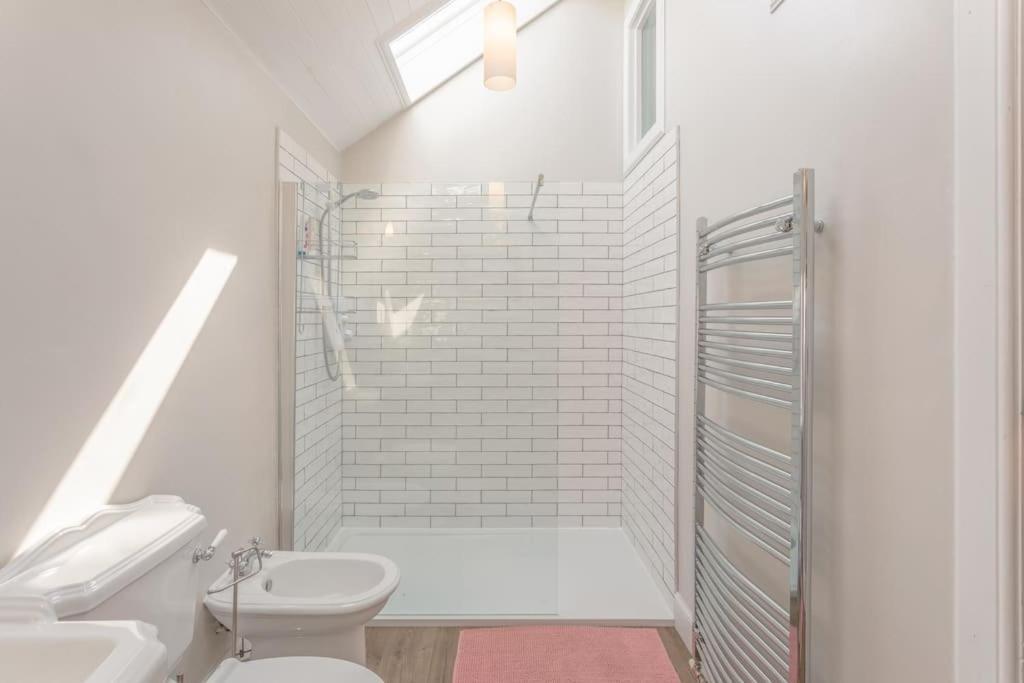 Stylish Self Contained Studio Near Glasgow Airport Apartamento Lochwinnoch Exterior foto