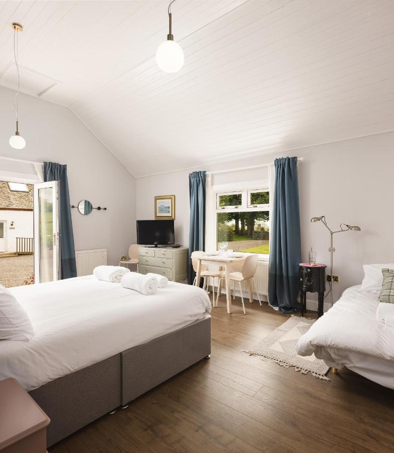 Stylish Self Contained Studio Near Glasgow Airport Apartamento Lochwinnoch Exterior foto